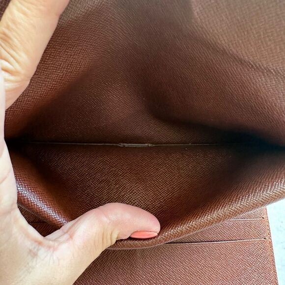 Custom Painted Authentic Louis Vuitton International Snap Wallet - Picture 14 of 17